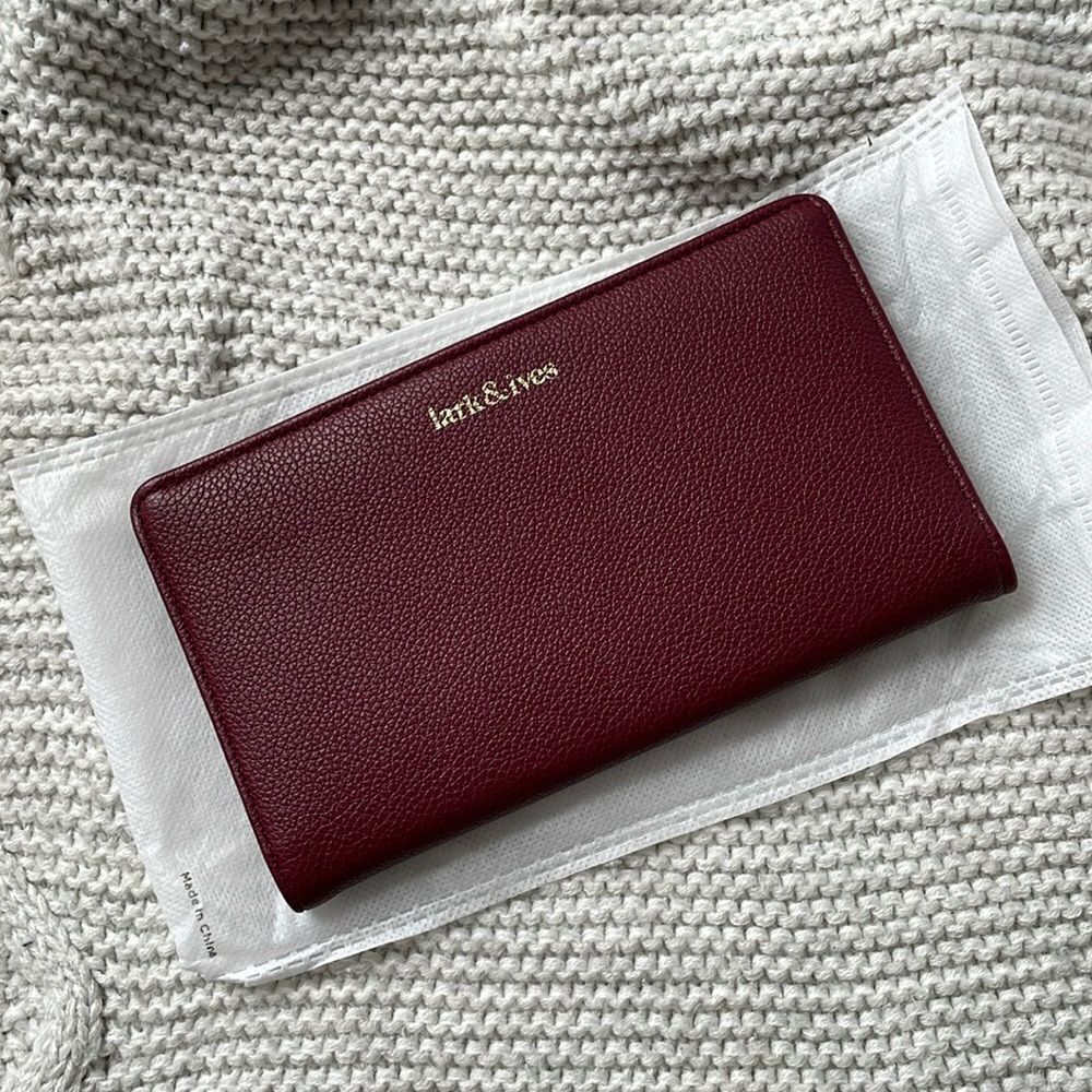 Lark & Ives Wallet